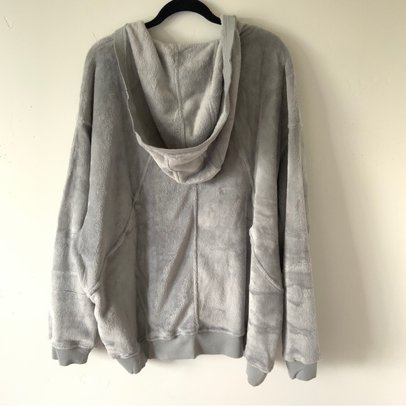 Velour Pullover Kangaroo Pocket Oversized Sweatshirt Hoodie Dove Gray NWT - Picture 14 of 16